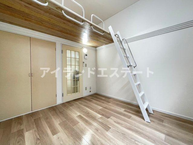 シャーロットタウン　敷金0　礼金0　駅近　の居間・リビング|※別号室参考写真