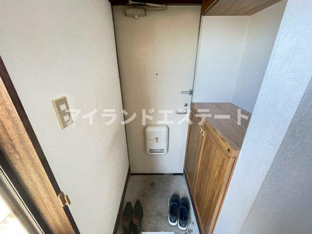 OTアパート　※学生限定賃料の玄関