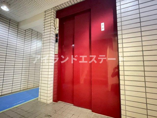 ミキハウス　オートロック　独立洗面台　角部屋の設備