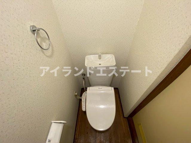 ハイム清芳　宅配BOX　陽当たり良好　バストイレ別のトイレ