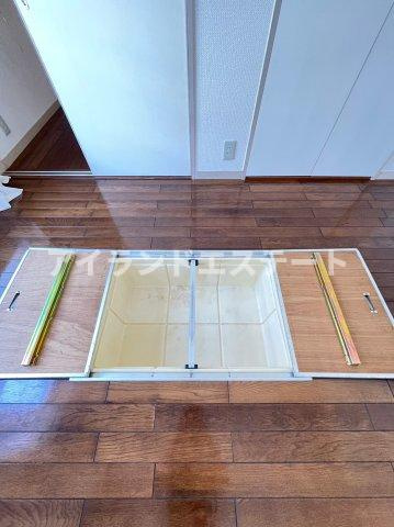 コート駒沢公園　出窓　通風良好　乾燥機付きのその他