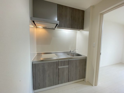 【キッチン】 | フジパレス堺諏訪森Ⅱ番館 | コンパクトなキッチンで掃除もラクラク