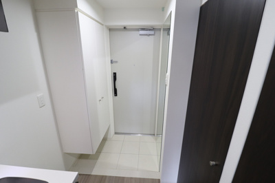 【玄関】 | W.O.B.京橋