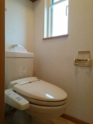 【トイレ】 | アクティーフ・ヴィラ | コンパクトで使いやすいトイレです