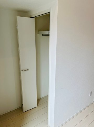 仲介手数料0円！！VIVACEの収納