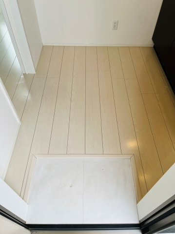 仲介手数料0円！！VIVACEの玄関