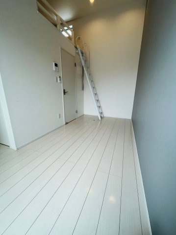 仲介手数料0円！！VIVACEの居間・リビング