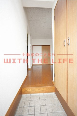 ハーモニーハイツ【キャッシュバック対象物件】の玄関|シンプルで使いやすい玄関です