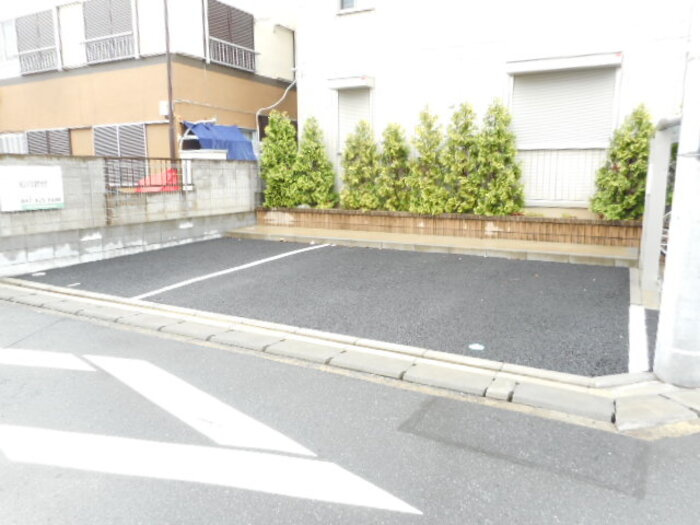 コンフォートⅠの駐車場