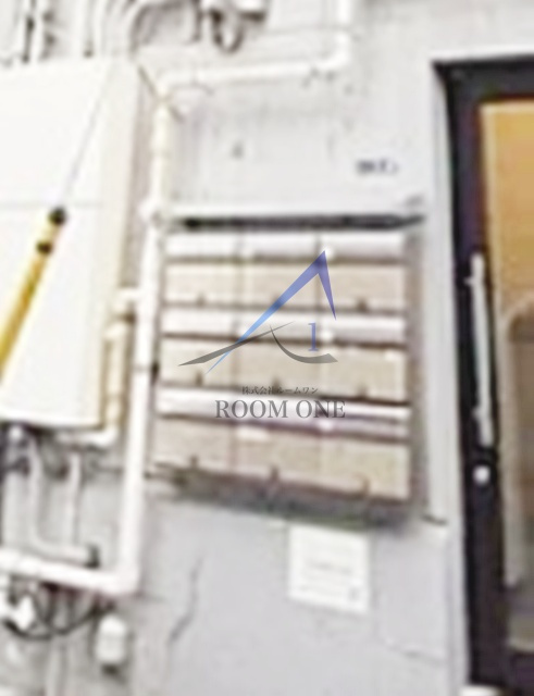 ダイヤモンドレジデンス岩本町のその他共用部分|集合ポストです。