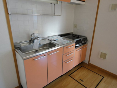 【キッチン】 | ゼフィルス新川Ａ | お料理しやすいキッチンです