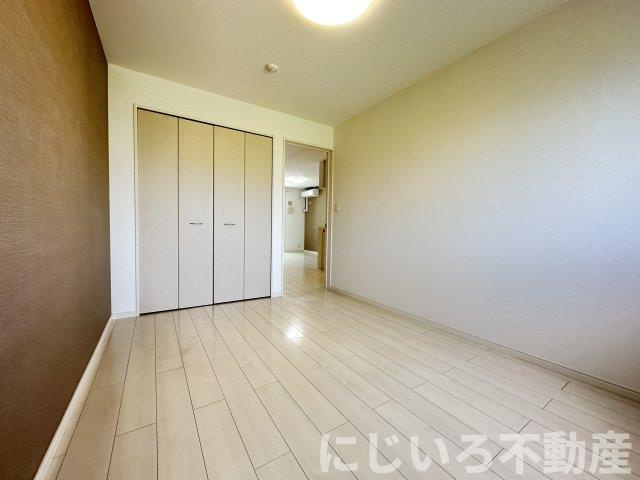 カネイコート日開野Ⅱの居間・リビング