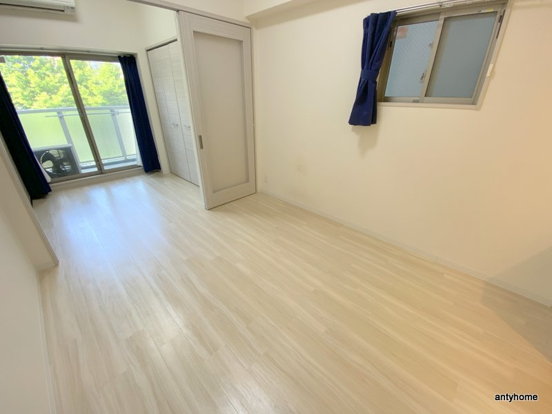 LaCASA玉造　仲介手数料無料の居間・リビング