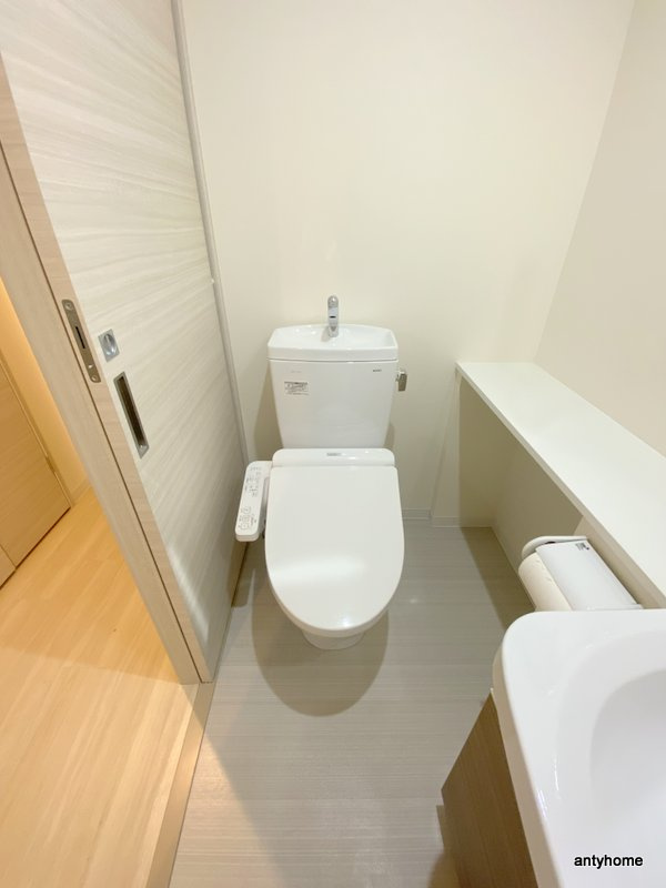 LaCASA玉造　仲介手数料無料のトイレ