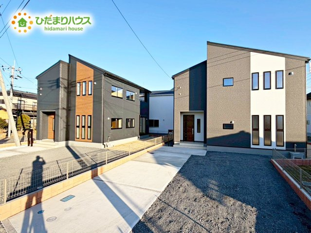 【外観】 | 那珂市菅谷16期　新築戸建　2号棟 | 周辺環境が充実しているため、日々の暮らしが豊かになり、快適に過ごせます。