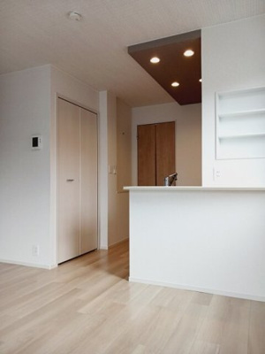 【内装】 | ＴＯＭＯＲＲＯＷ | 内装もきれいです