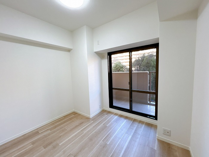 コープ野村新安城D棟の洋室