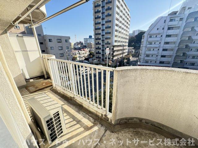 フローラル松戸のバルコニー