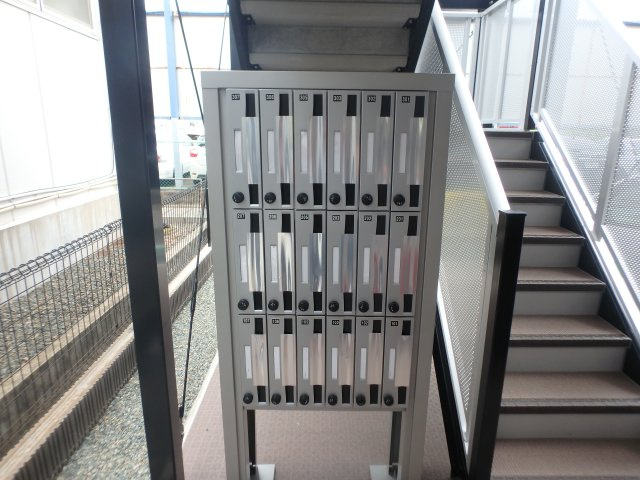 【その他共用部分】 | リブリ・門戸厄神 | 集合ポストです