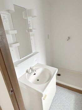 モンシャトー小金井成和の洗面所