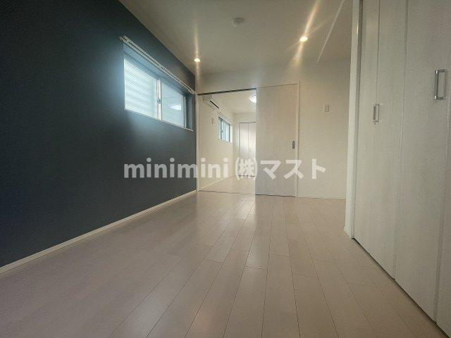 ハーモニーテラス弁天町の洋室