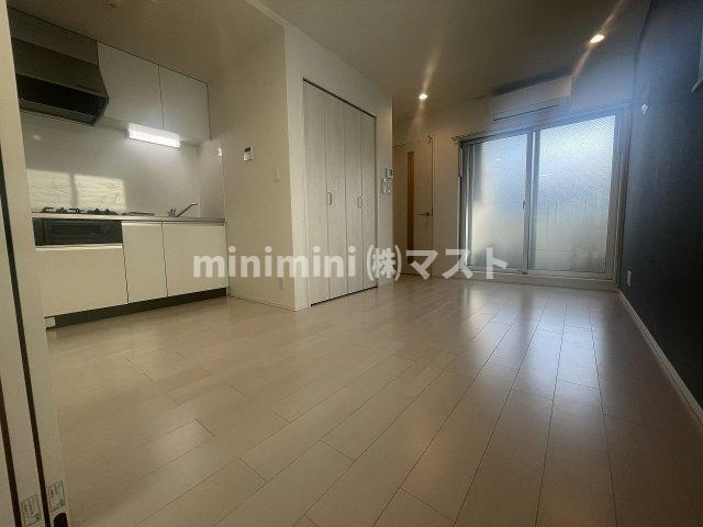 ハーモニーテラス弁天町の居間・リビング