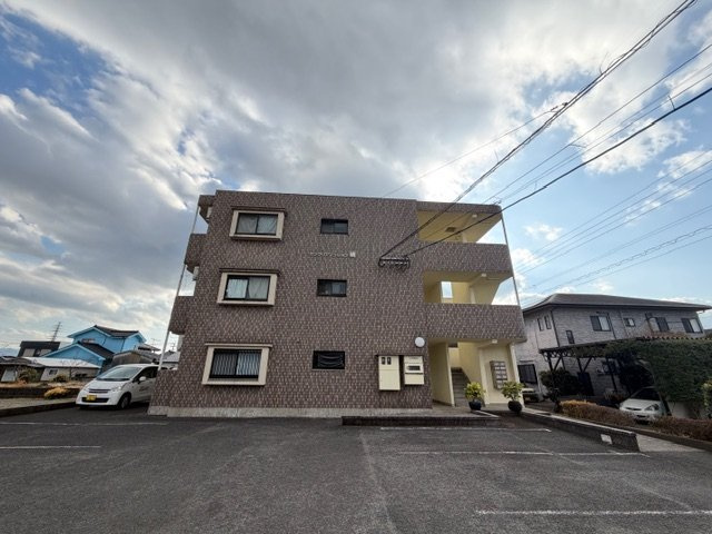 サンクリアマンション晴の外観