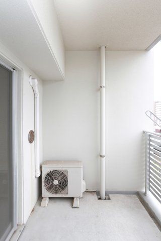 サヴォイ博多エレメンツ　5階のバルコニー|別号室のものです。現状優先になります。