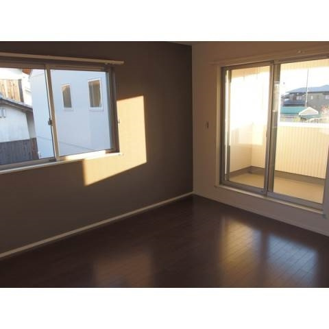 モダンハウスオオトモの洋室