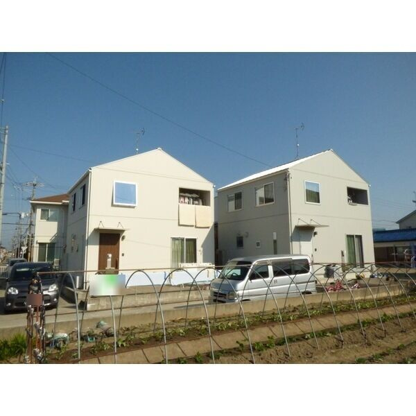 岡崎市東大友町字稲葉の一戸建て