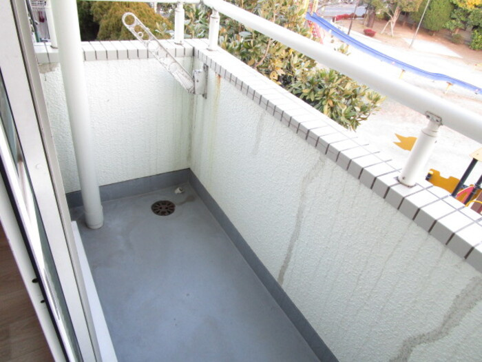 【バルコニー】