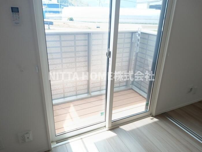 グレーシアタウン木崎　Ｂ棟のバルコニー|南向きのバルコニーがついています◇