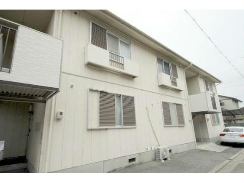 ファミリーハイツの外観