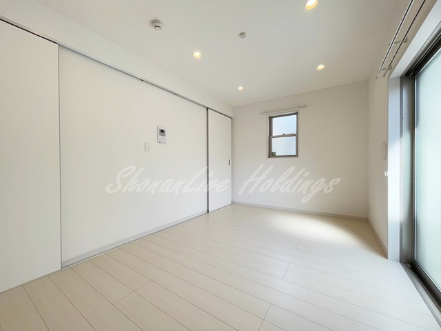 藤沢市辻堂元町３丁目のアパートの寝室