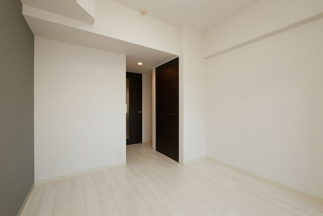 エステムコート難波ＷＥＳＴ　ＳＩＤＥＩＶザ・フォースの居間・リビング