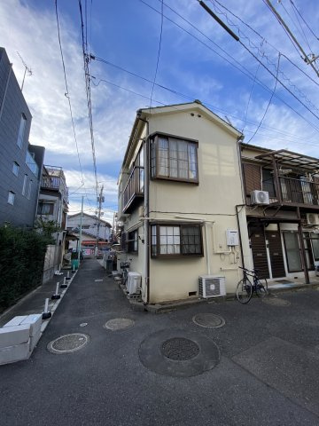 板橋器大谷口上町　オーナーチェンジ戸建の前面道路含む現地写真