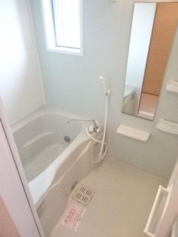 メゾン　クレールⅣの浴室|きれいなお風呂です