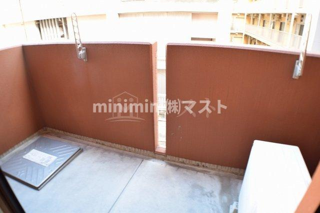 リアンジェ難波のバルコニー