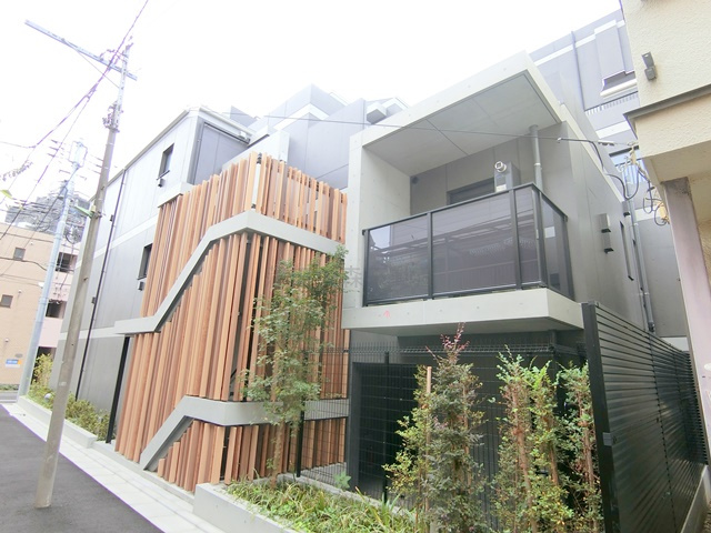 ZOOM下丸子の外観