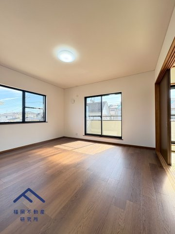 大野城市平野台１丁目　戸建ての洋室