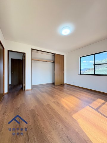 大野城市平野台１丁目　戸建ての洋室