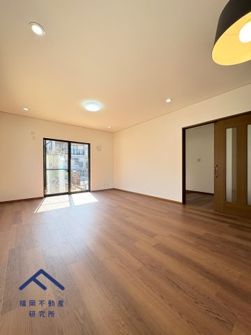 大野城市平野台１丁目　戸建ての居間・リビング