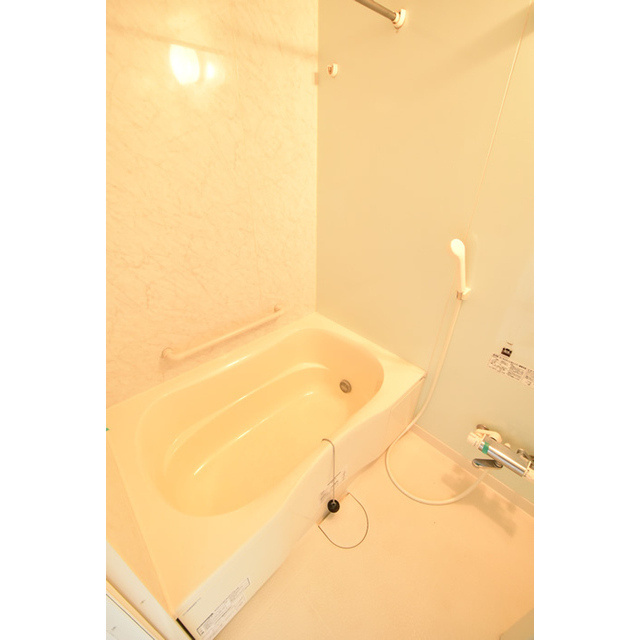 プライマル小石川の浴室