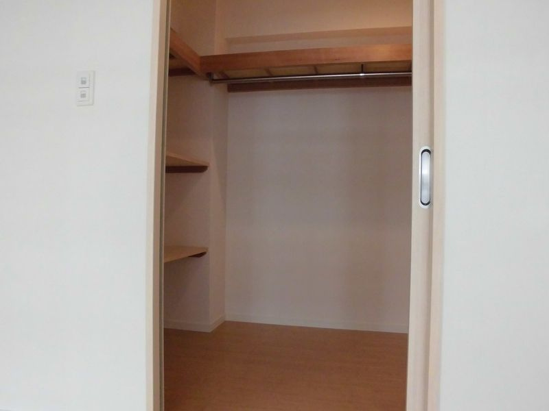 トリニティー芝浦の収納