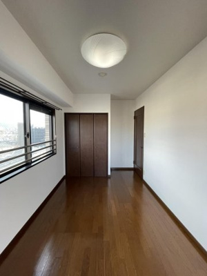 【寝室】 | エヴァ諏訪野（607）