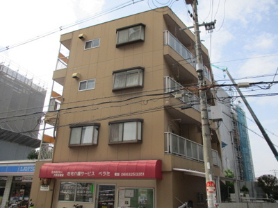 【外観】 | 第５ハウス | コンビニまで徒歩1分です