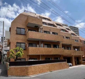 ライオンズマンション新大塚の外観