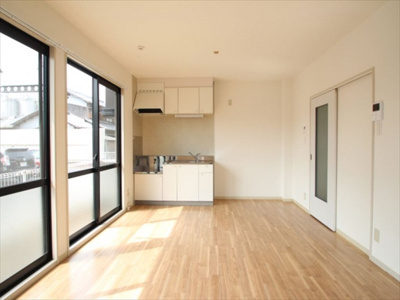 【居間・リビング】 | フローラル東岡山C