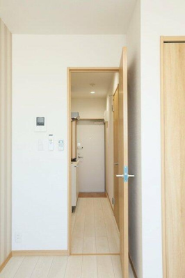 【玄関】 | リキュー王子神谷 |  