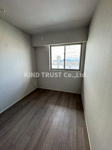 シエリアタワー大阪天満橋の居間・リビング|ゆったりとしたリビングです